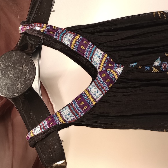 Style Works - Picture 2 of 6